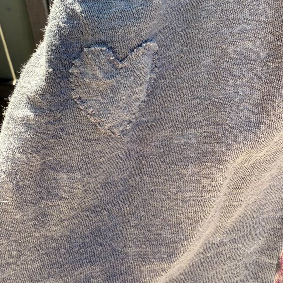 MAGNOLIA PEARL Cotton  Fraise Tee T-Shirt Strawberry Ozzy Gray - Picture 3 of 7